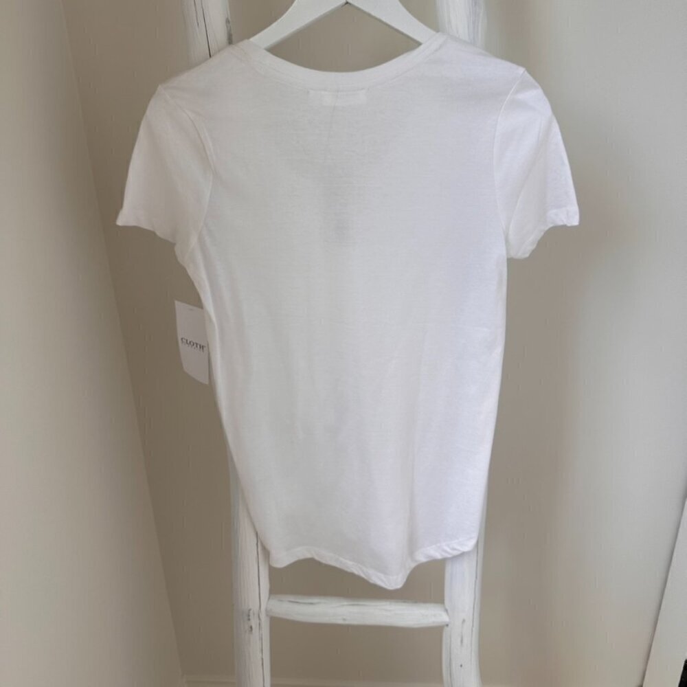 Francesca's Cloth By Design Basic White T-Shirt NWT Size XS - Picture 2 of 10